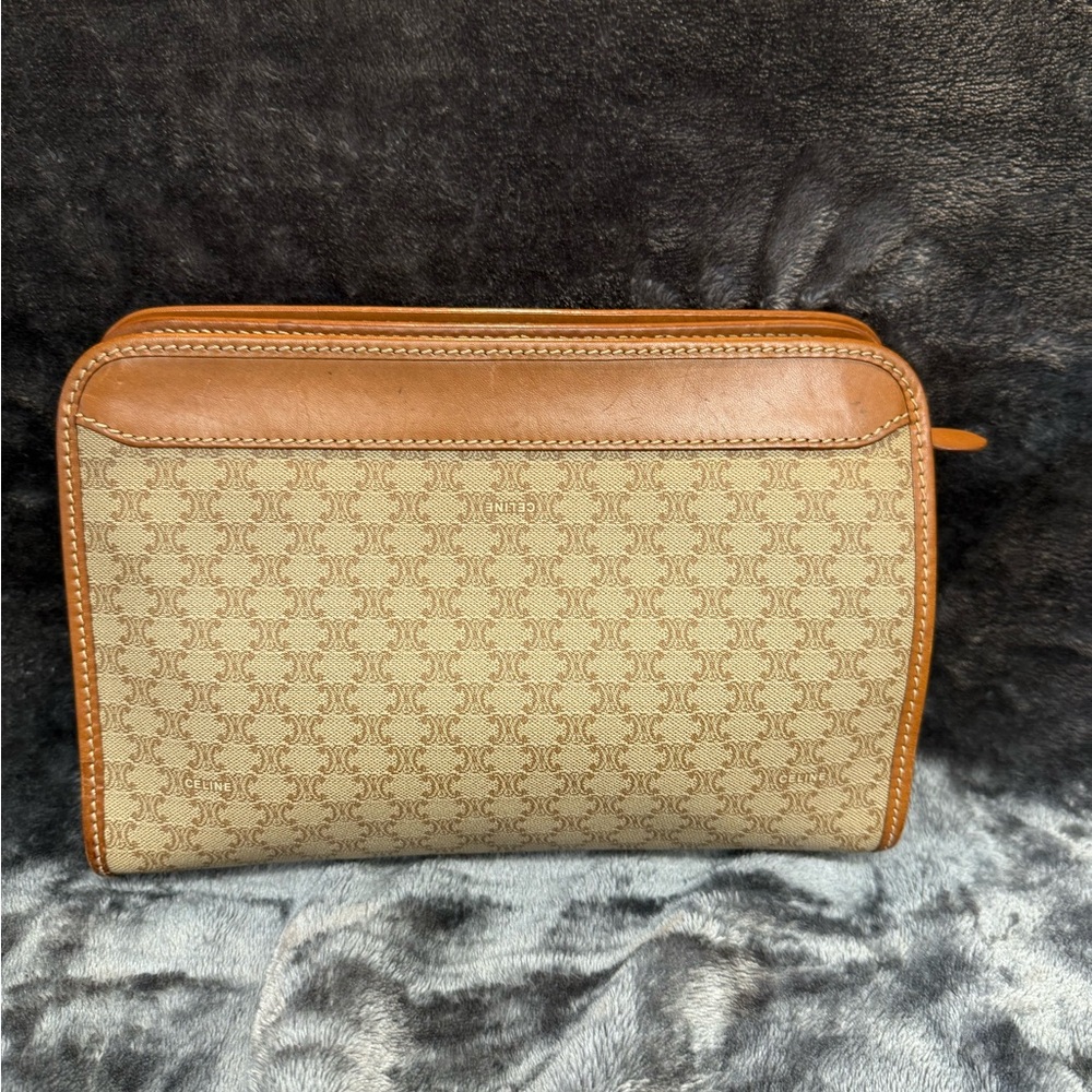 Celine Tan and Cream Logo Clutch - Picture 2 of 13